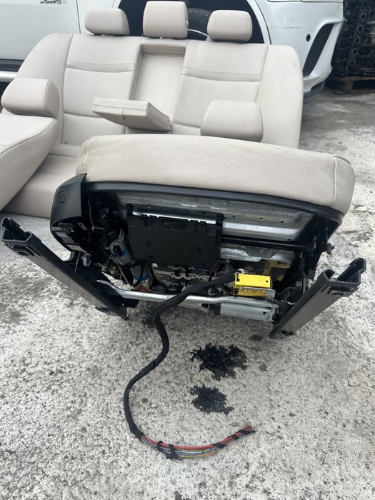 Interior bmw e90 scaune incalzite banchete piele bmw e90