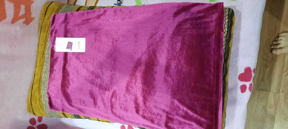 Продам юбки велюровые