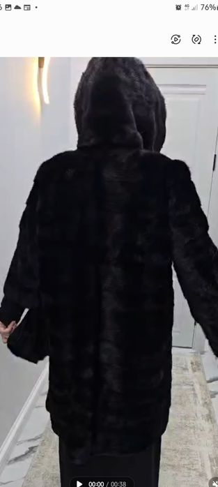 Норка шуба сатылады.