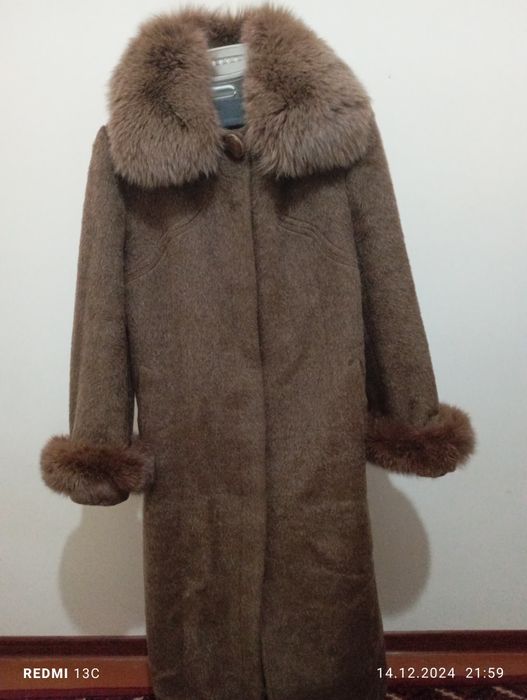 Пальто сатылады  производство Италия