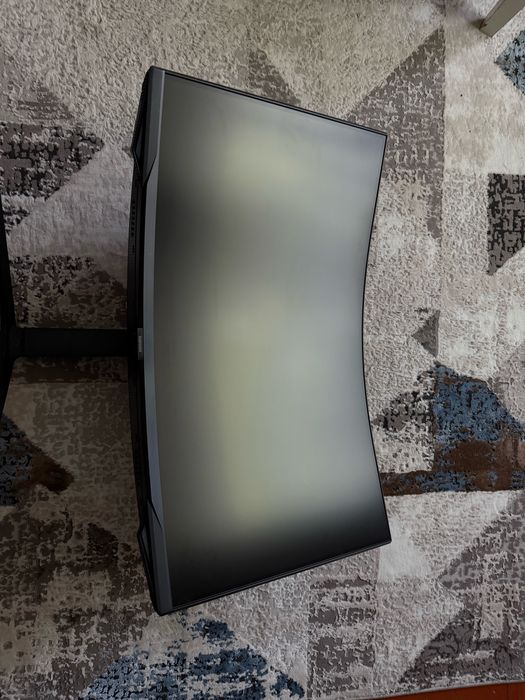 Монитор Samsung Odyssey G6