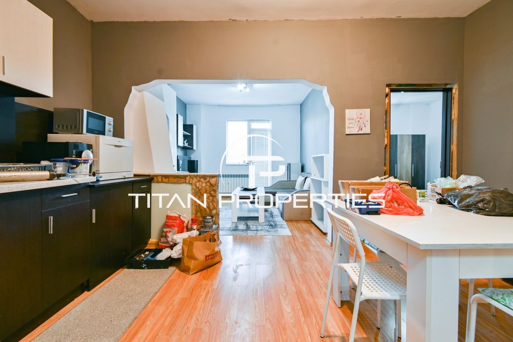 Дава се под наем Тристаен апартамент в София, Докторски паметник - 90 кв.м за 800 € - Снимка #3