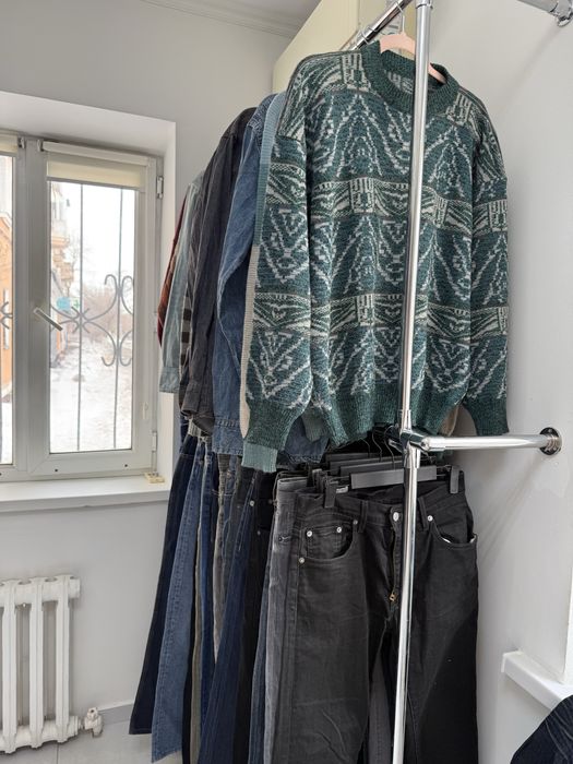 Рубашки, брюки, джинсы, свитера