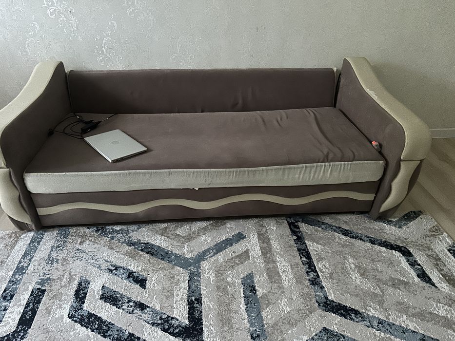 Диван, шкаф продается