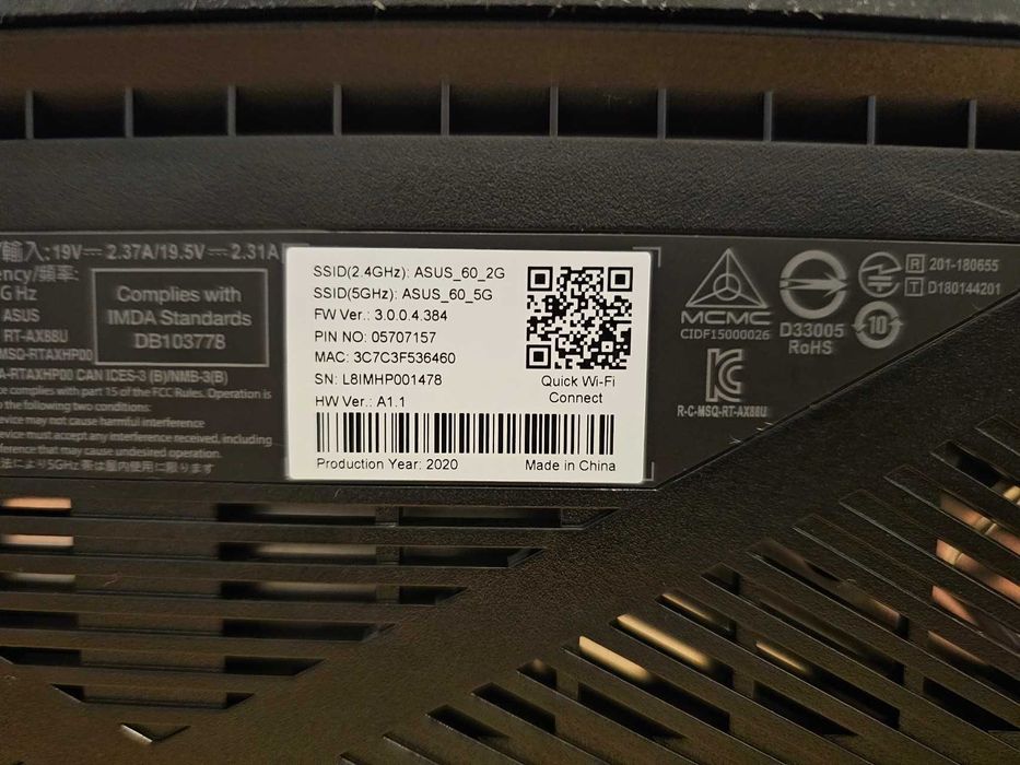 Router wireless Asus RT-AX88U, Dual-Band, 5 Ghz, AiMesh