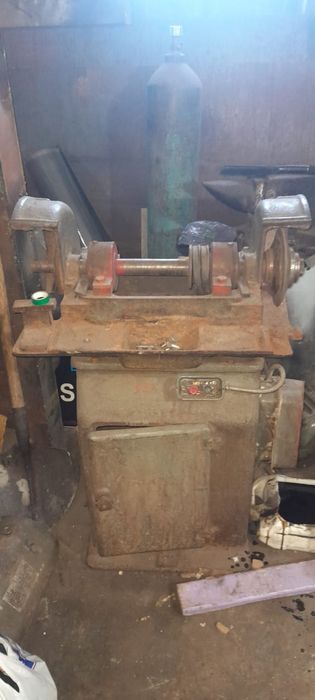 Продам наждачный станок