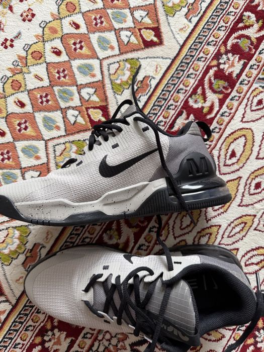 Спортивные кросовки Nike