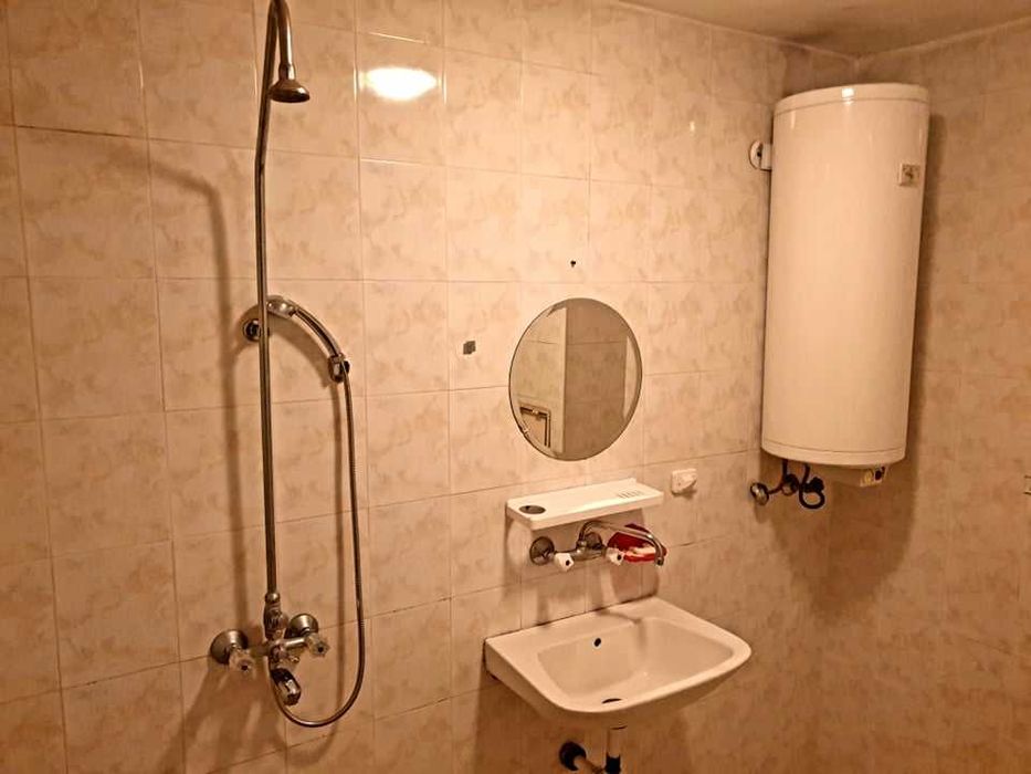 Дава се под наем  в Бургас, Възраждане - 20 кв.м за 153 € - Снимка #7