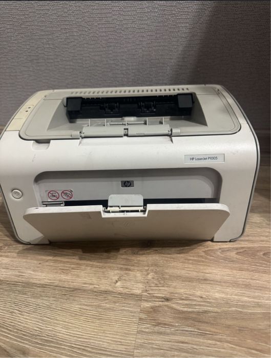 Продам принтер HP LaserJet P1005.