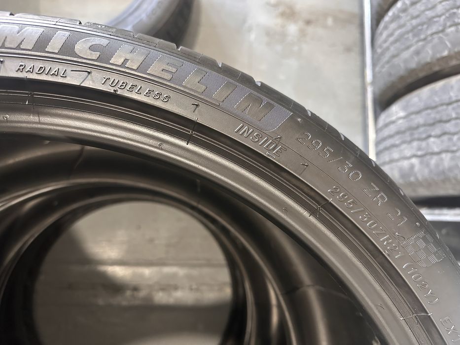 295/30ZR21 (1шт) Michelin