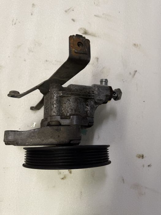 Хидравлична помпа за BMW 525xd 530XD E60 E61