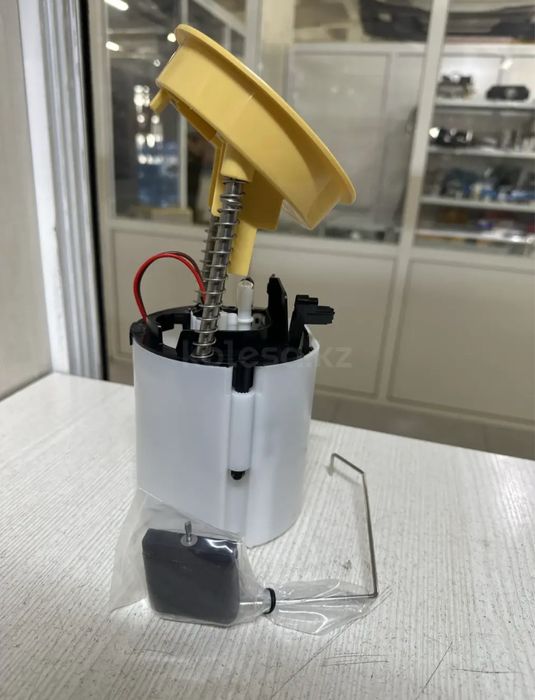 Топливный насос W211 W219