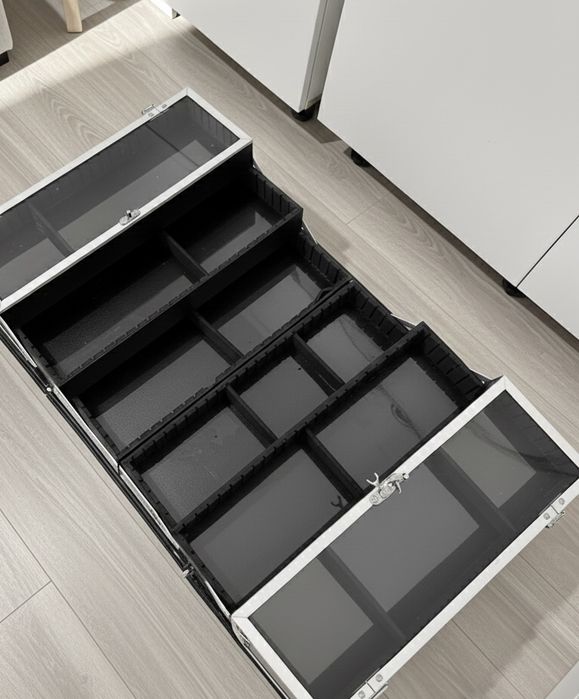 Бьюти-кейс / чемодан для косметики / бьюти-чемодан