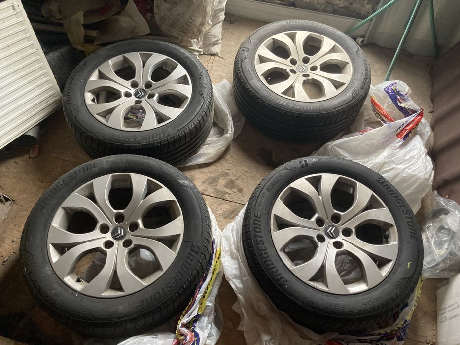 Cauciucuri vara cu jante 225 55 R17