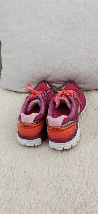 Brooks Ghost 9 n40