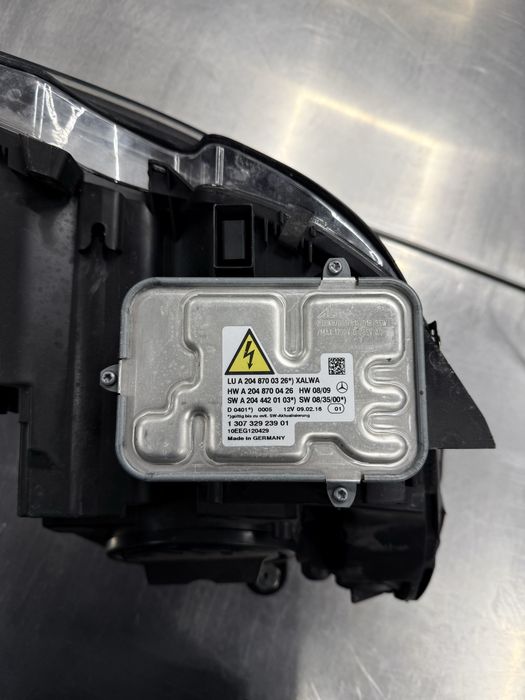 Фарове Мерцедес w204