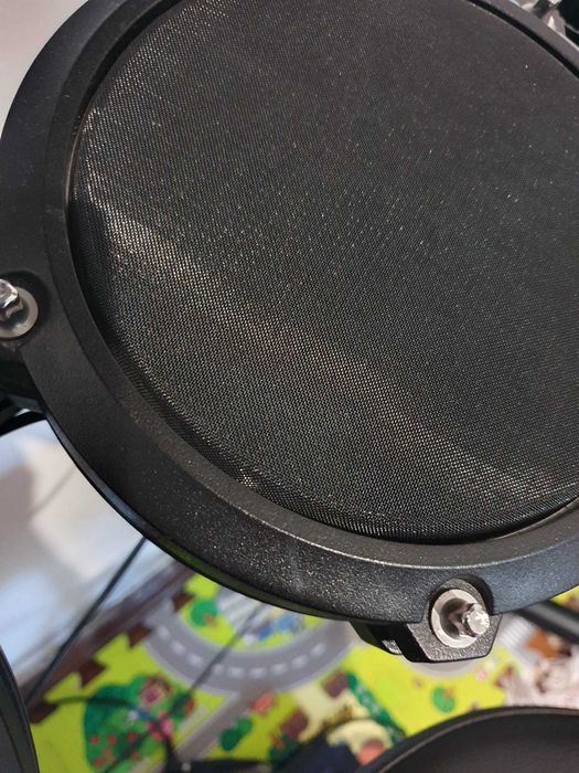 Tobe Alesis Debut Kit