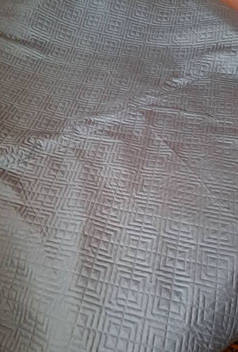 Продам новые шторы и покрывало