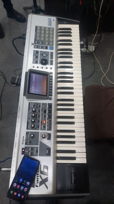 roland fantom x6