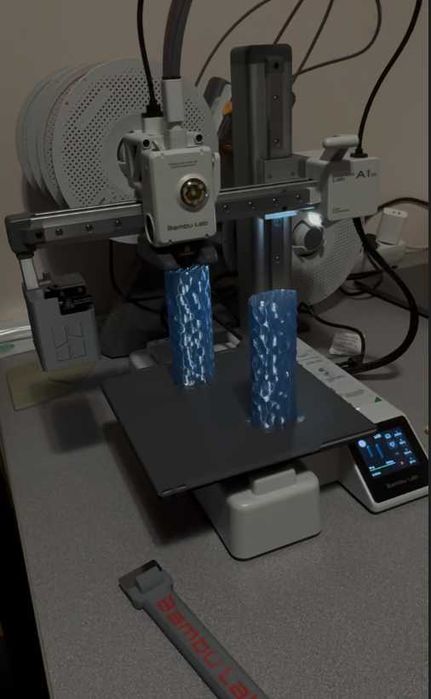 Bambu Lab A1 mini (ca nou, garantie 2 ani) + AMS Lite