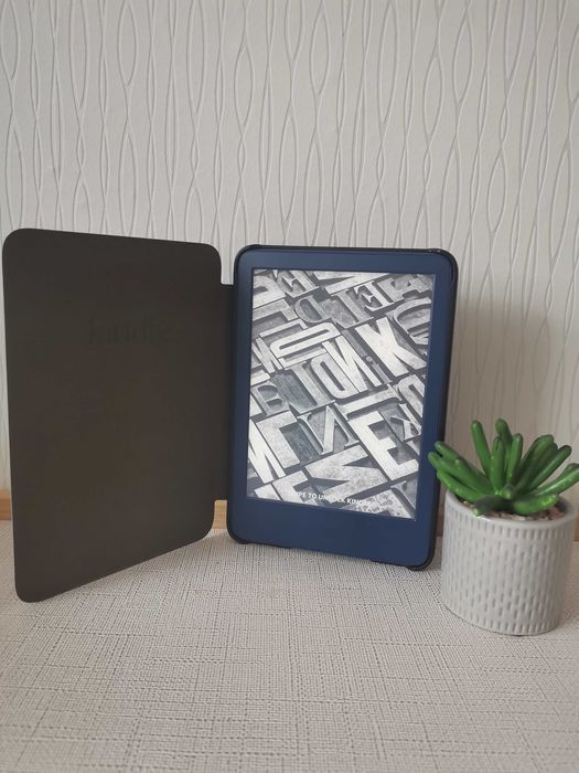 Електронен четец Amazon Kindle (11 gen)