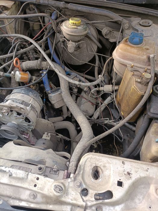 Продам audi b3 на карбюраторе