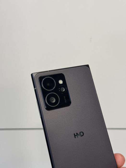 Продавам отличен HMD Skyline