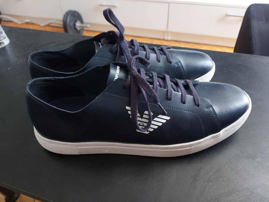 Emporio Armani ,46 номер стелка 30см, кожени , летни.