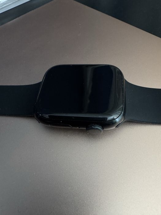 Часы Apple Watch Series 7 45mm , Эпл вотч 7 /45мм