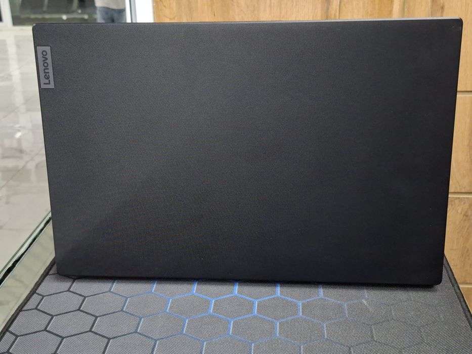 Lenovo ideapad ноутбук сотилади