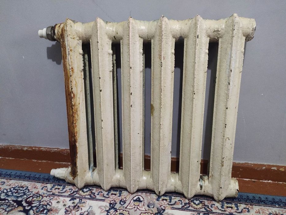 Chugun batareya sotiladi