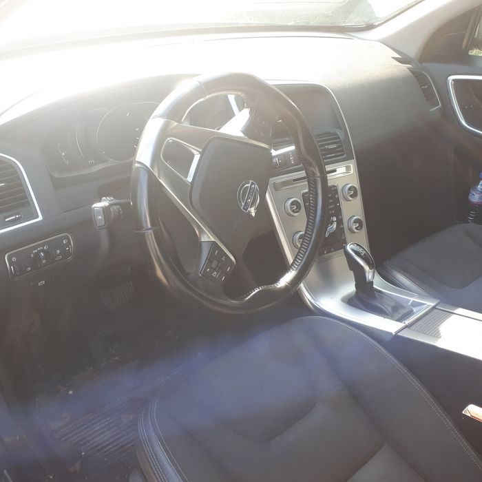 Volvo XC 60 2,4 190 к.с. дизел