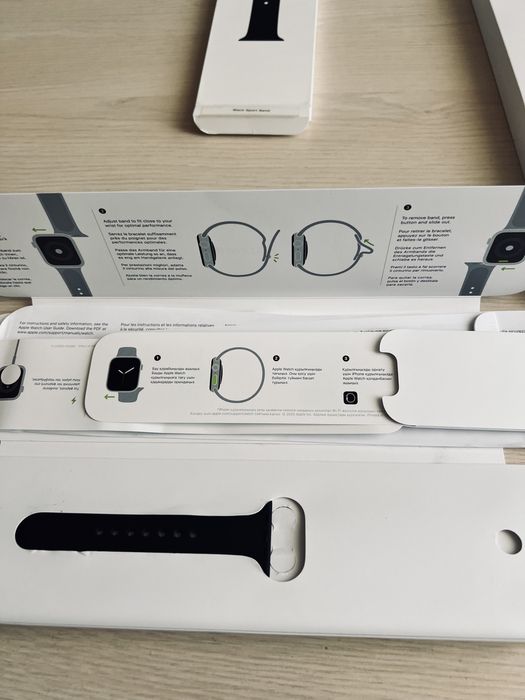 Продам Apple Watch 6 40mm