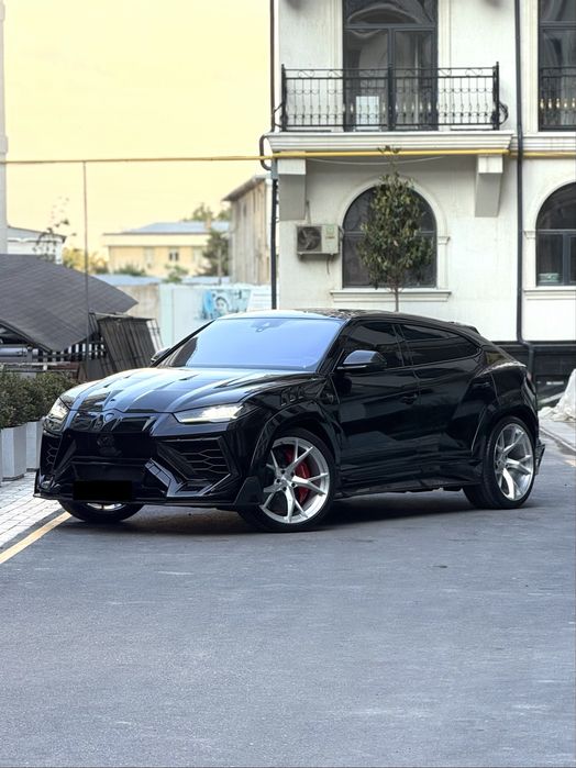 Sotuvda Lamborghini Urus Mansory