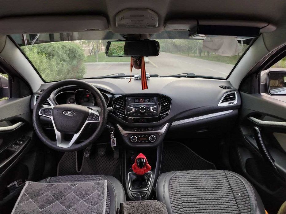 Lada Vesta SW Cross 1.6 механика