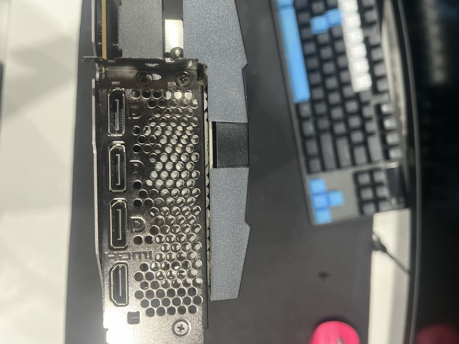 Компютър/Видео карта MSI RTX 3070 SuprimX 8GB