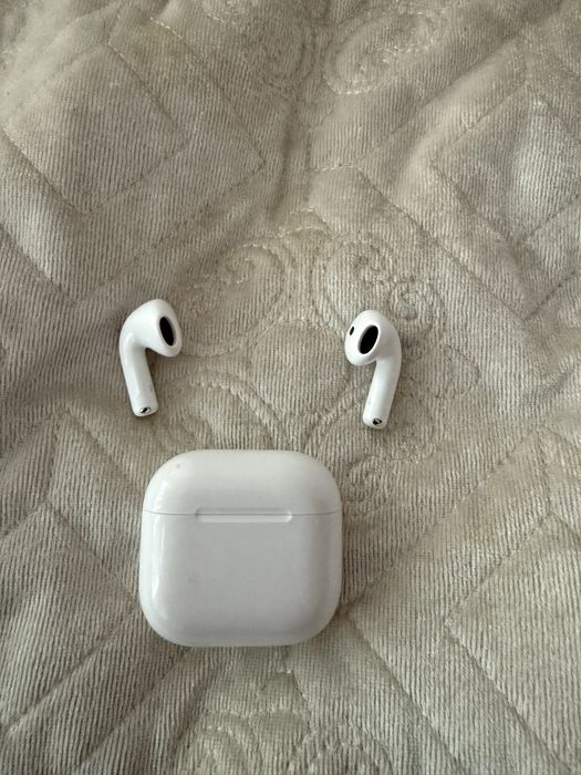 AirPods 4 как новый