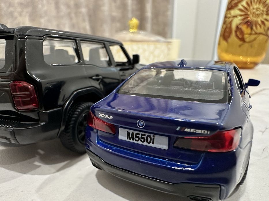 Железные модельки машин 1/43