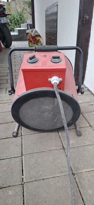 Tun de căldură suflanta aer cald