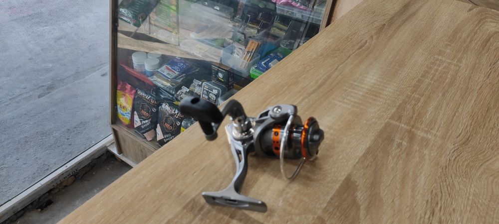 Мини рыболовная катушка