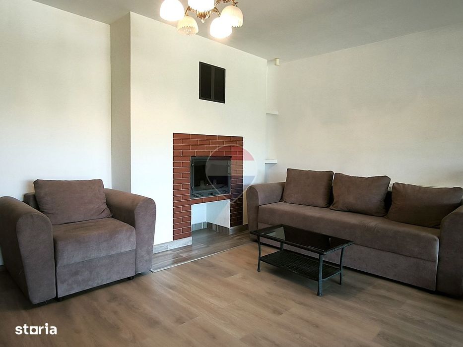 Casă / Vilă cu 4 camere de vânzare în zona Sud-Vest