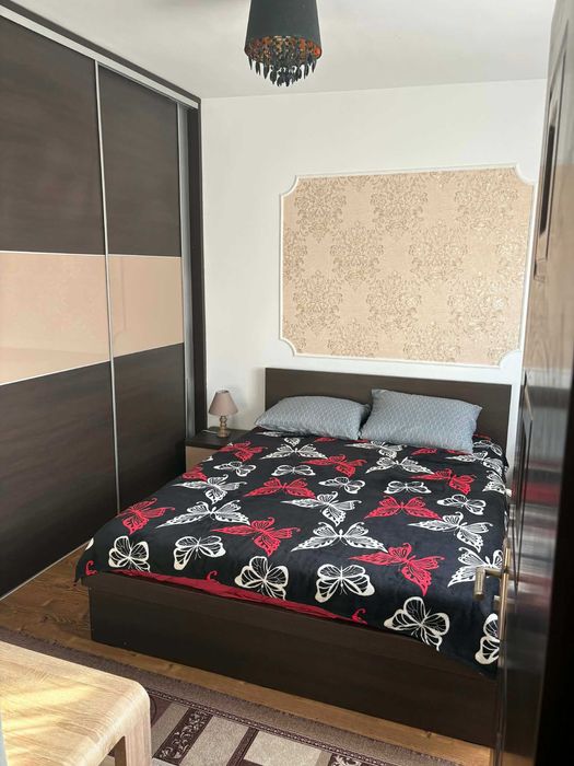 Apartament cu 3 camere de vanzare