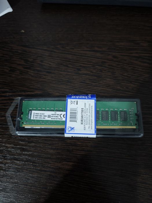 ОЗУ 8 DDR4  PC4 новое