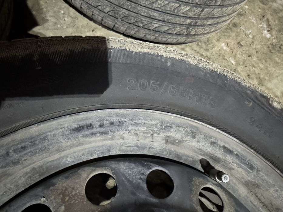 диск с резиной 205.65.R15
