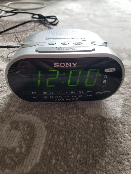 Sony Ceas / Radio / Alarma Dream Machine AM/FM
