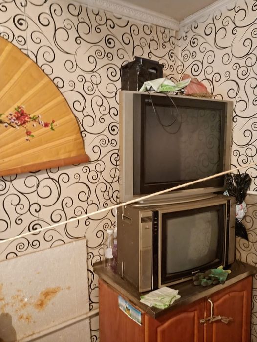 Продам срочно комнату