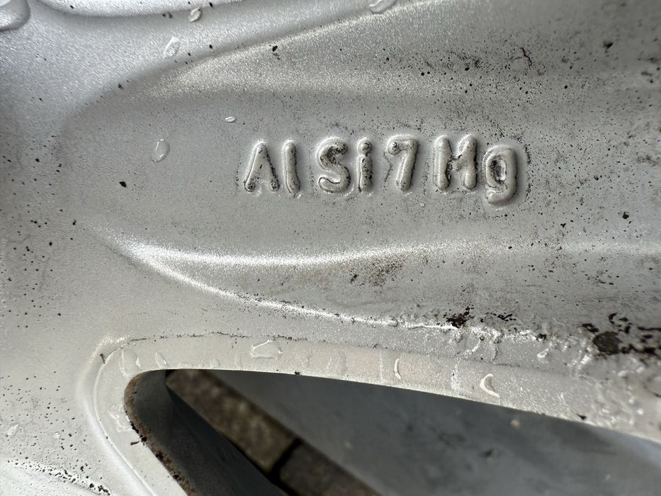 Mercedes Оригинални 205/55/16 Комплект 450лв