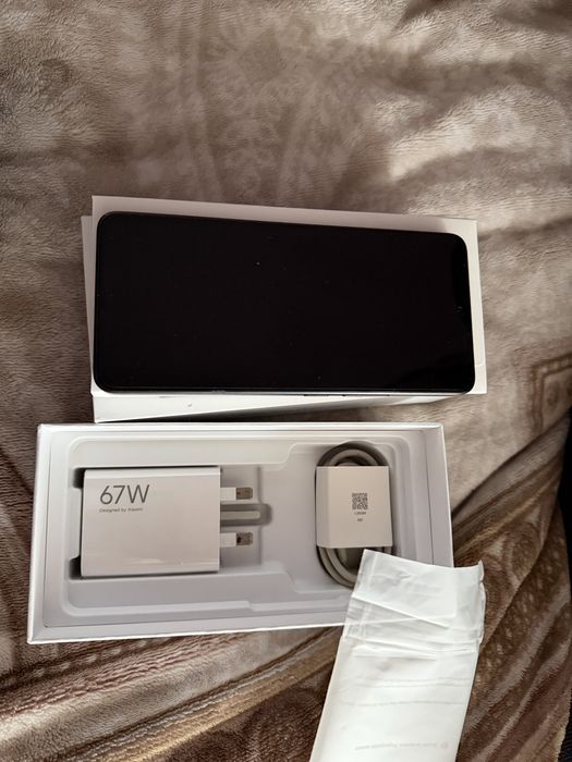 Продам телефон Redmi Note 13 pro