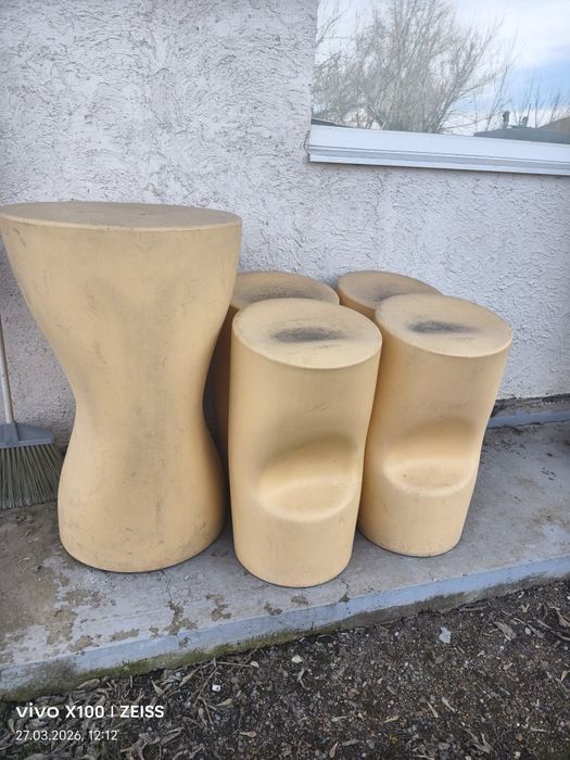 Продам столик и 4 стула для пикника