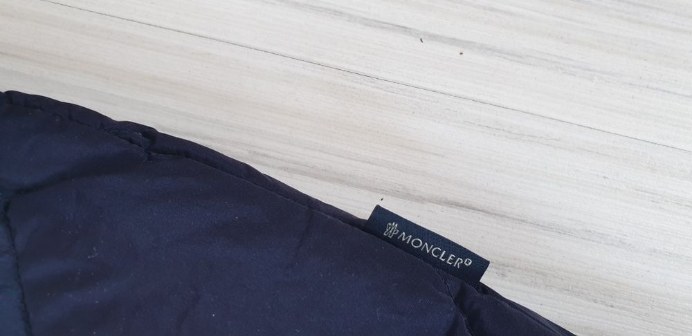 Moncler Mouche Down / 3 - L ОРИГИНАЛ! Дамско Зимно пухено Яке - Парка